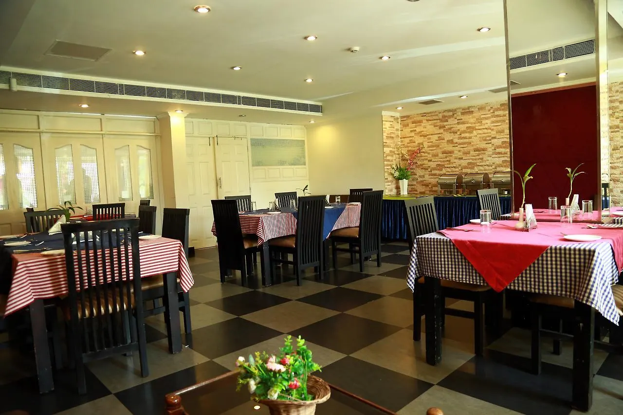 Aquaria The Boutique Resort Kochi 3*,
